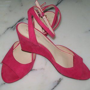 Nine West Raspberry Pink Ankle Strap Wedges 10